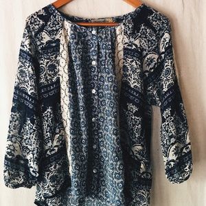 Elegant Blue / Lace shirt